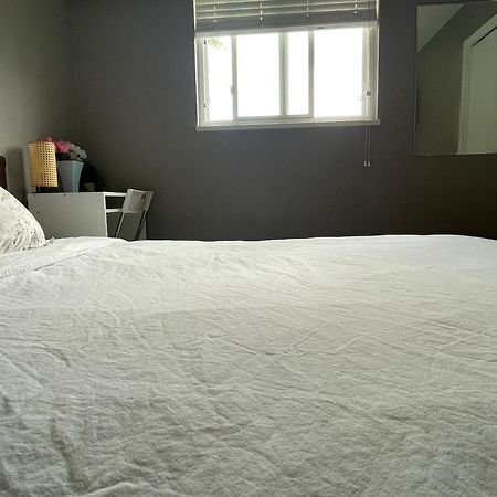 Private Room With Queen Bed In Richmond 202 Exterior foto
